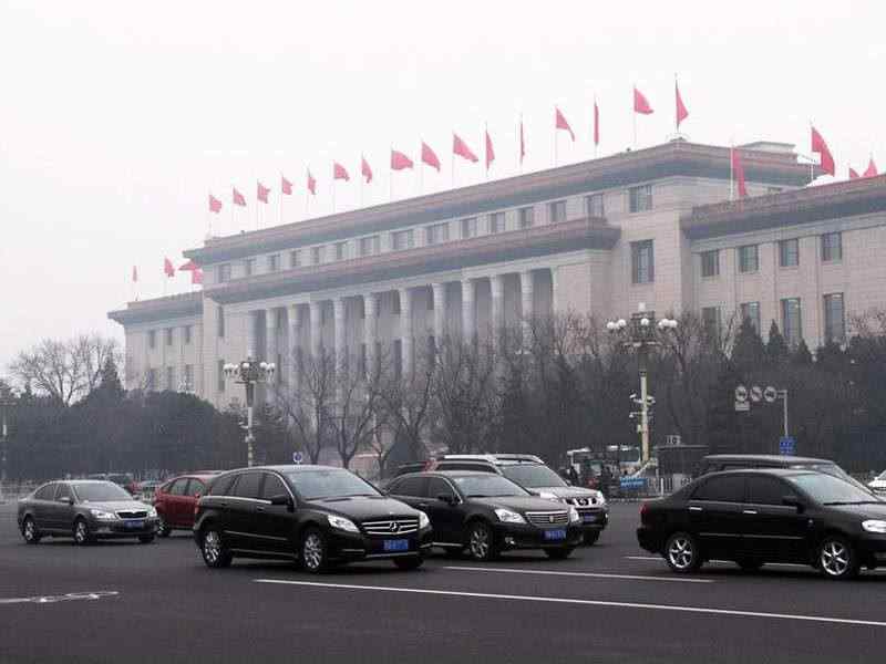 液壓升降機助陣14年兩會
