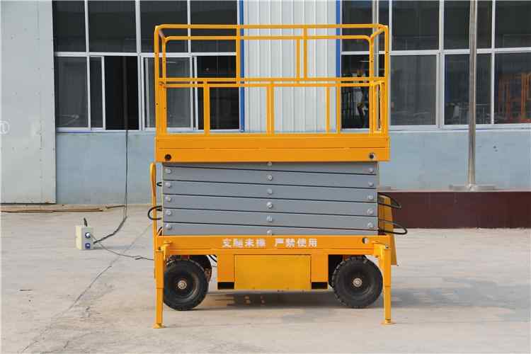 升降機(jī).jpg
